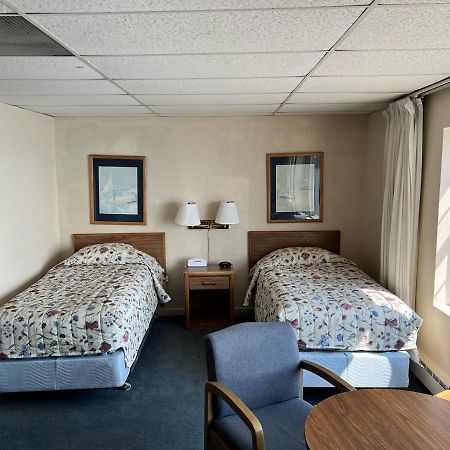Shoreline Inn Ґранд-Марей Екстер'єр фото